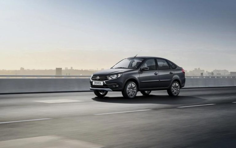 LADA Granta Active Cross 2025: модель появилась у дилеров