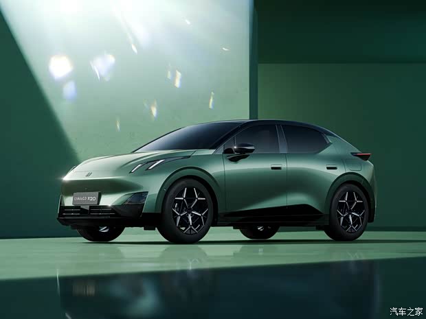 Lynk&Co Z20 2025 года: новый кросс вышел на рынок Китая