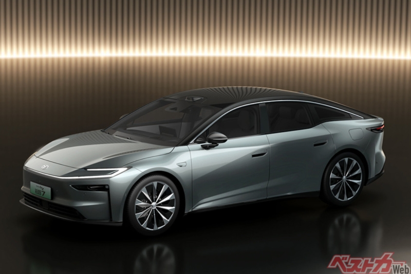 Toyota представила седан bZ7, Lexus обновила ES, Mazda работает над EZ-60: эти и другие новинки автосалона в Китае