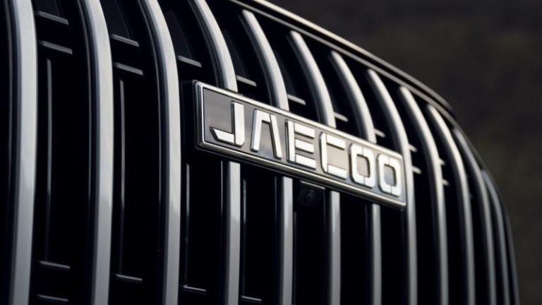 В России появится новый кроссовер, адаптированный для езды с животными