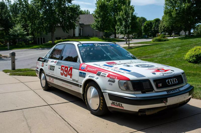 На торги выставлен редкий Audi S4 мощностью 1155 л.с.