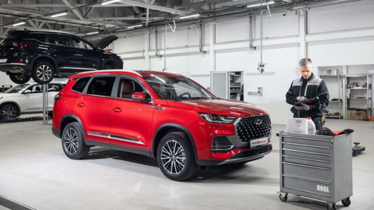 Нужно ремонтировать: в России взлетел спрос на запчасти для китайских автомобилей