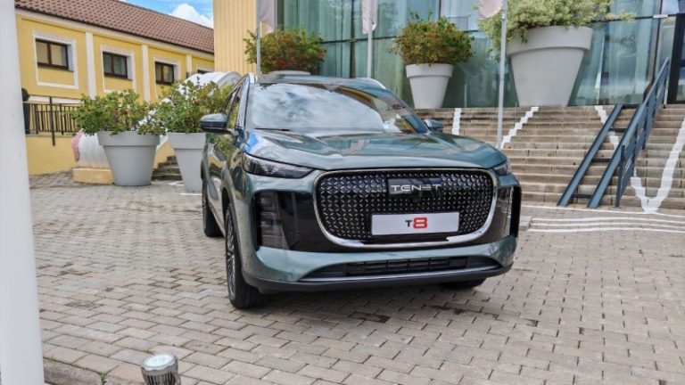 В Москве заметили новый кроссовер российской сборки, который еще не продается