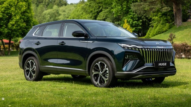 В России начались продажи нового семейного кроссовера. Цена приятно удивит