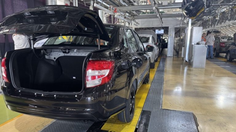АвтоВАЗ раскрыл, сколько автомобилей «Лада» выпустит в этом году