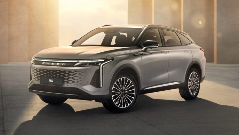 Кроссовер Exeed RX лишился самой динамичной и экономичной версии в России