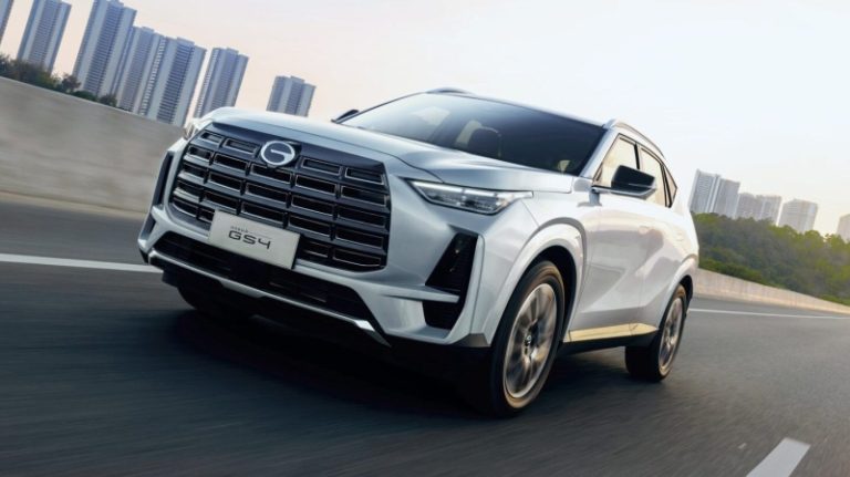 В России резко подорожал китайский аналог Toyota RAV4. Сколько он стоит теперь