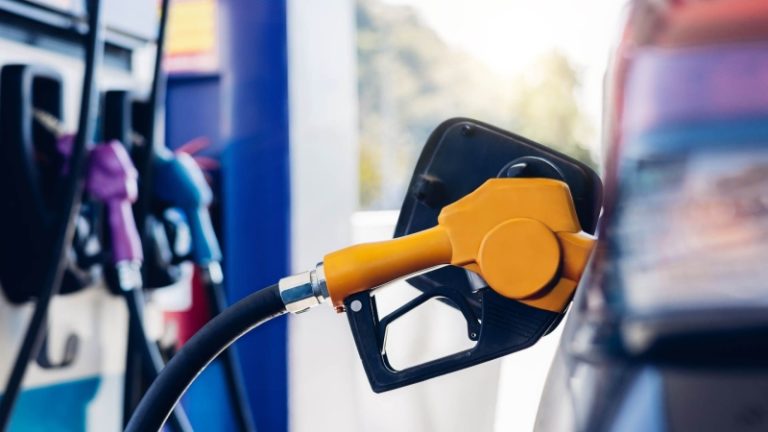 АвтоВАЗ ответил на самый волнующий вопрос о заправке автомобилей «Лада»