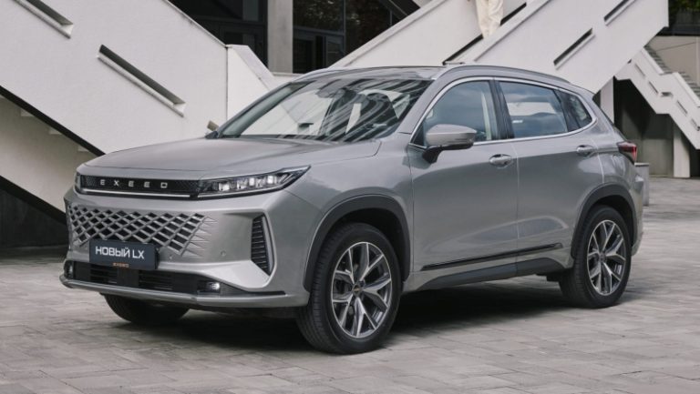 Самые дешевые кроссоверы Exeed стали дефицитом в России