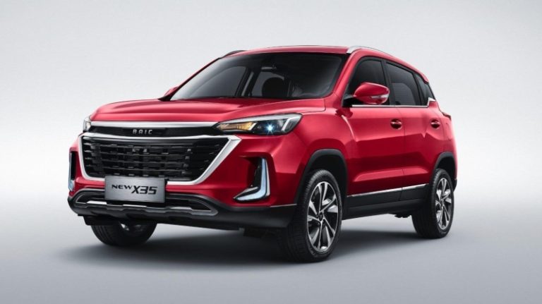 Из России уйдут два дешевых кроссовера российской сборки: что это за модели