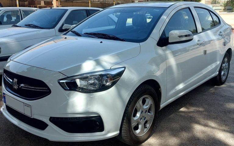 В России тестируют новый седан на платформе Toyota, который может стоить как «Лада Гранта»