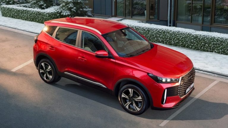 В России неожиданно изменились цены на самый дешевый кроссовер Tenet. Сколько стоит Tenet T4 теперь